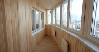 Отделка, остекление, утепление балконов в Троицке от 208 руб. м/2.